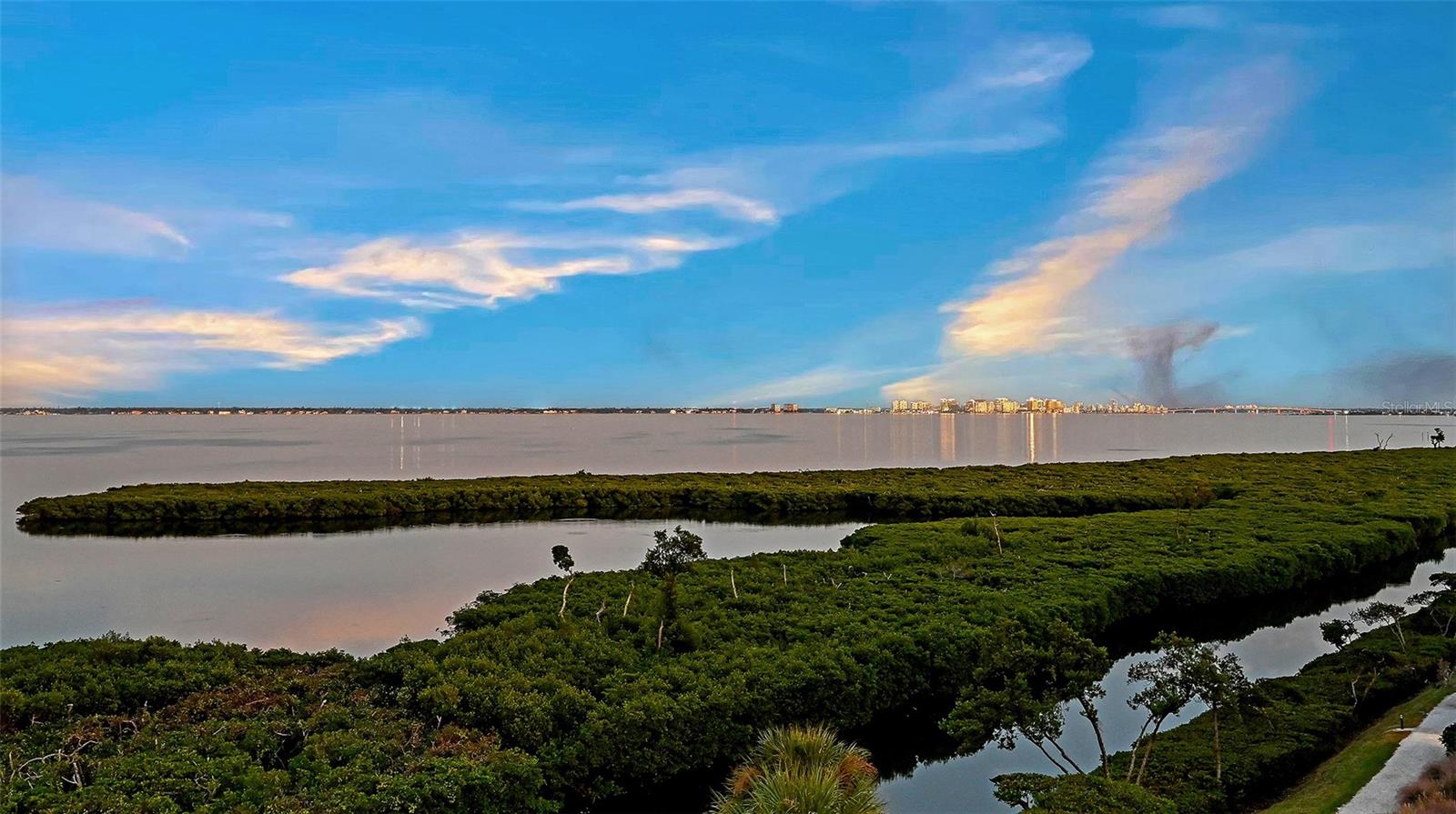 1932 HARBOURSIDE DR #254