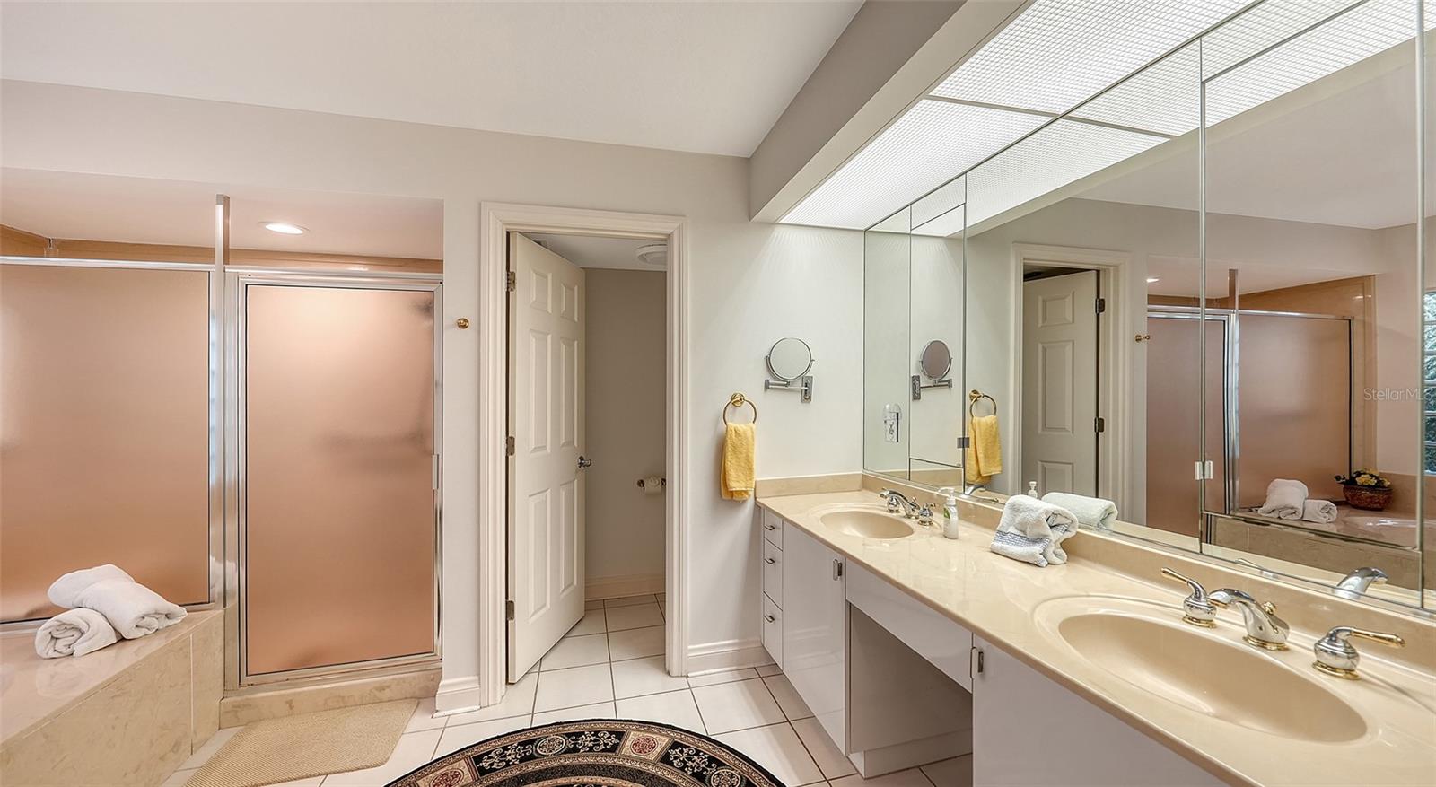 3465 WINDING OAKS DR #33