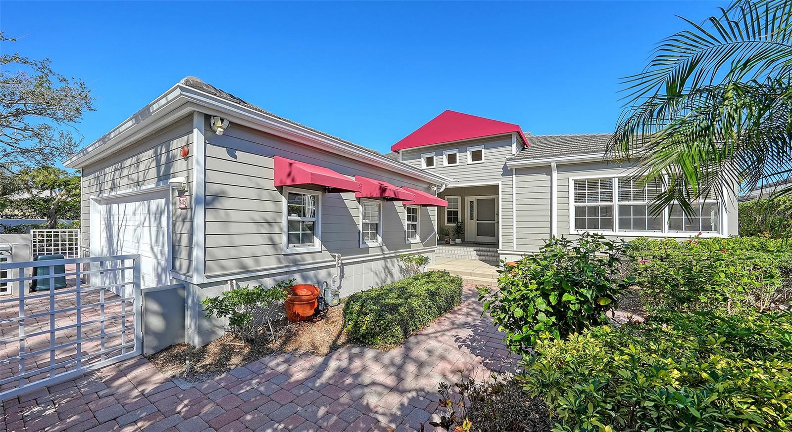 3465 WINDING OAKS DR #33