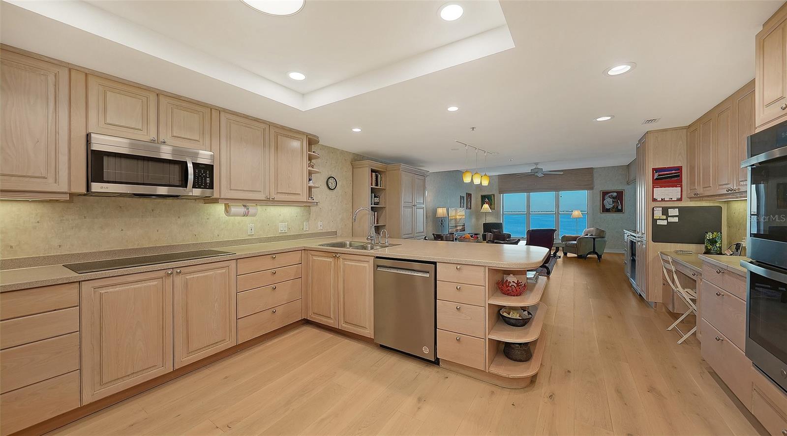 2450 HARBOURSIDE DR #234