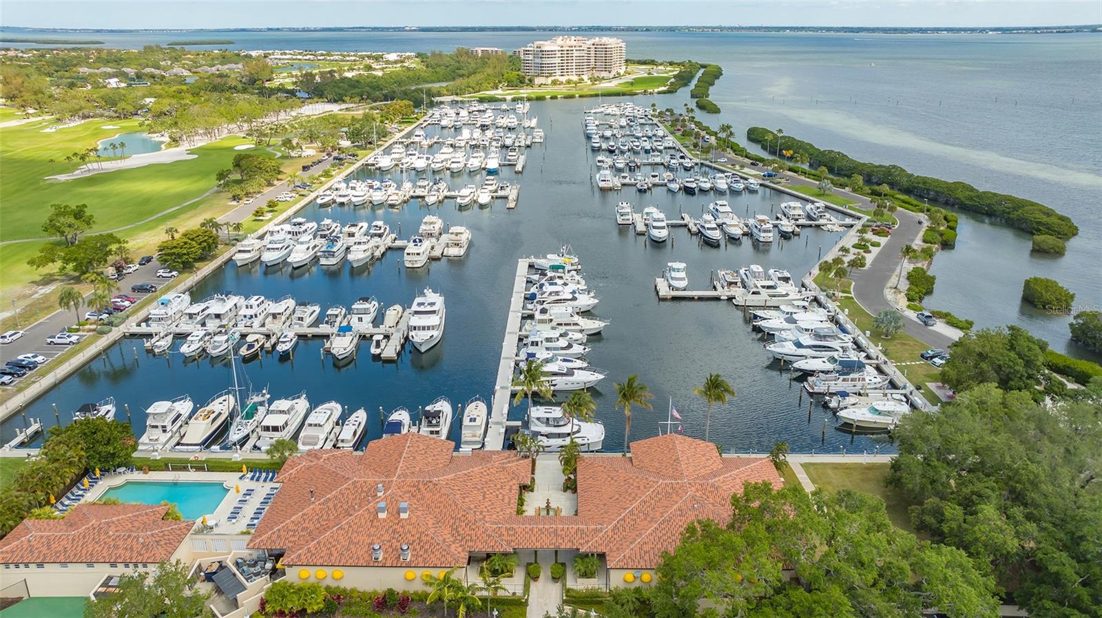 2450 HARBOURSIDE DR #234