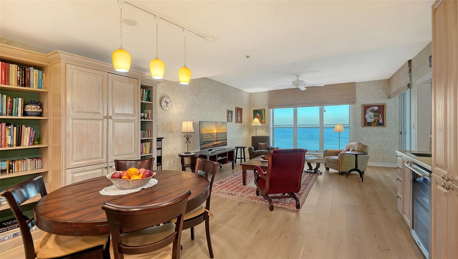 2450 HARBOURSIDE DR #234