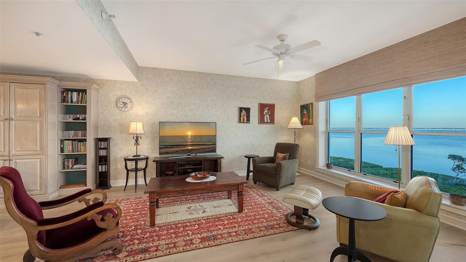 2450 HARBOURSIDE DR #234