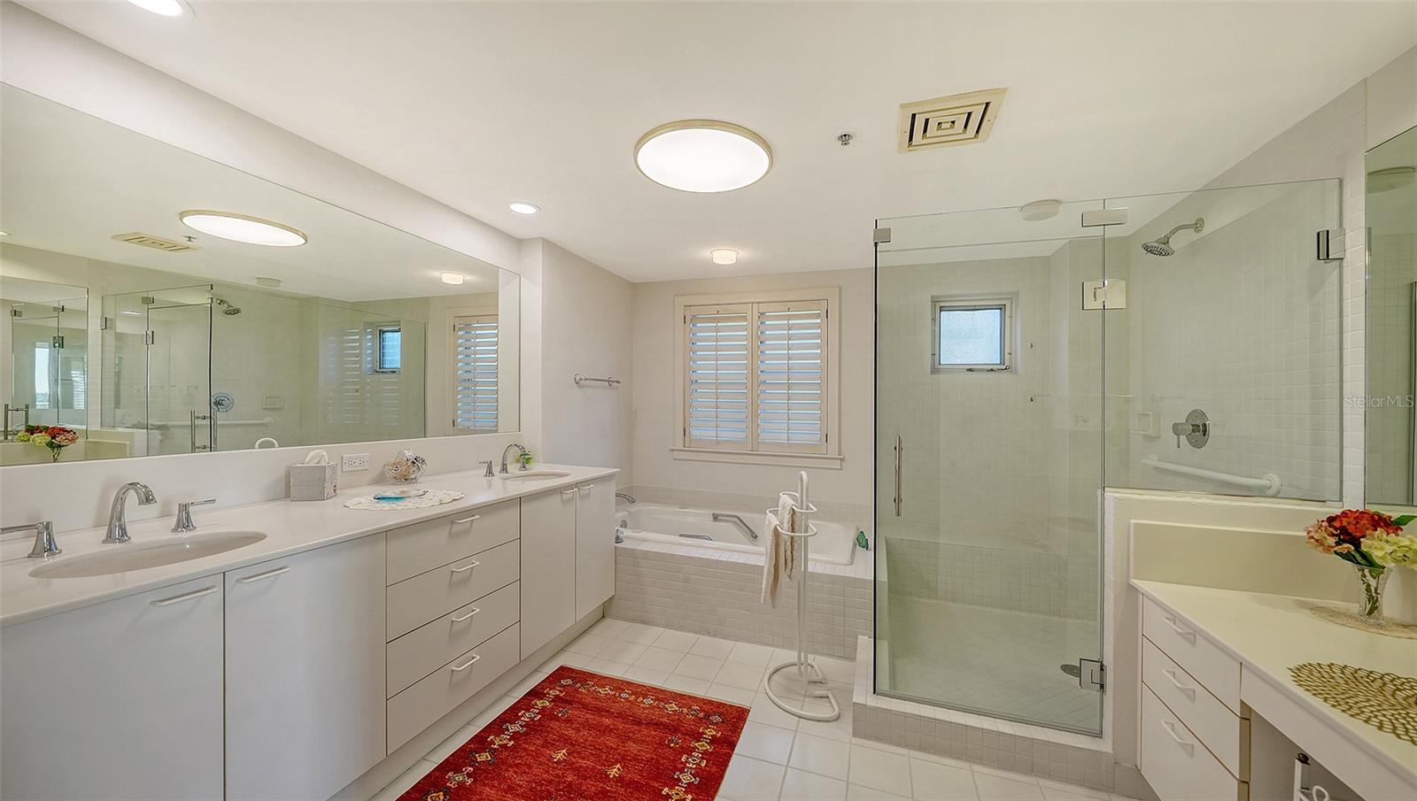 2450 HARBOURSIDE DR #234