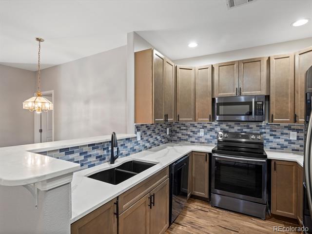 4005 S Dillon Way Unit: 102
