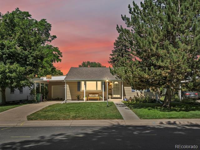 1827 S Fairfax Street