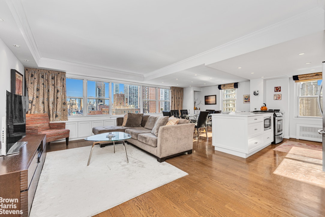 166 E 61ST Street 15J