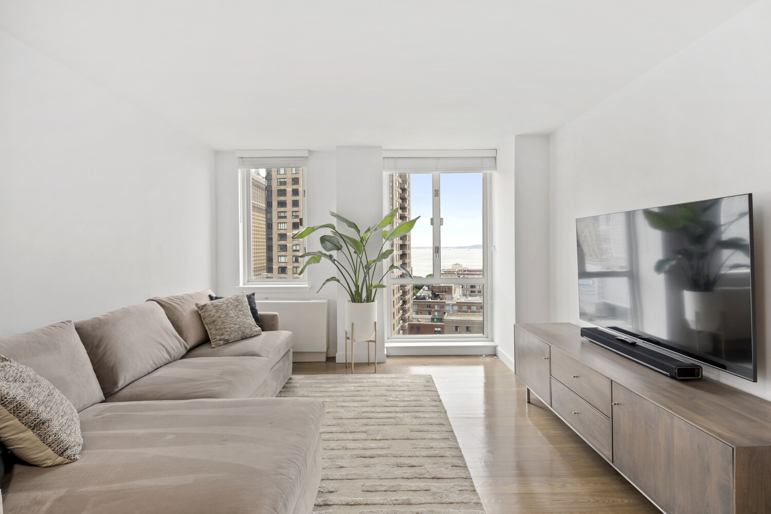 225 RECTOR Place 19E