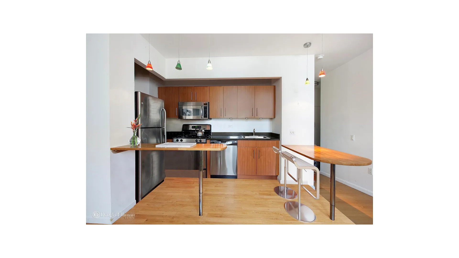 20 WEST Street 21A