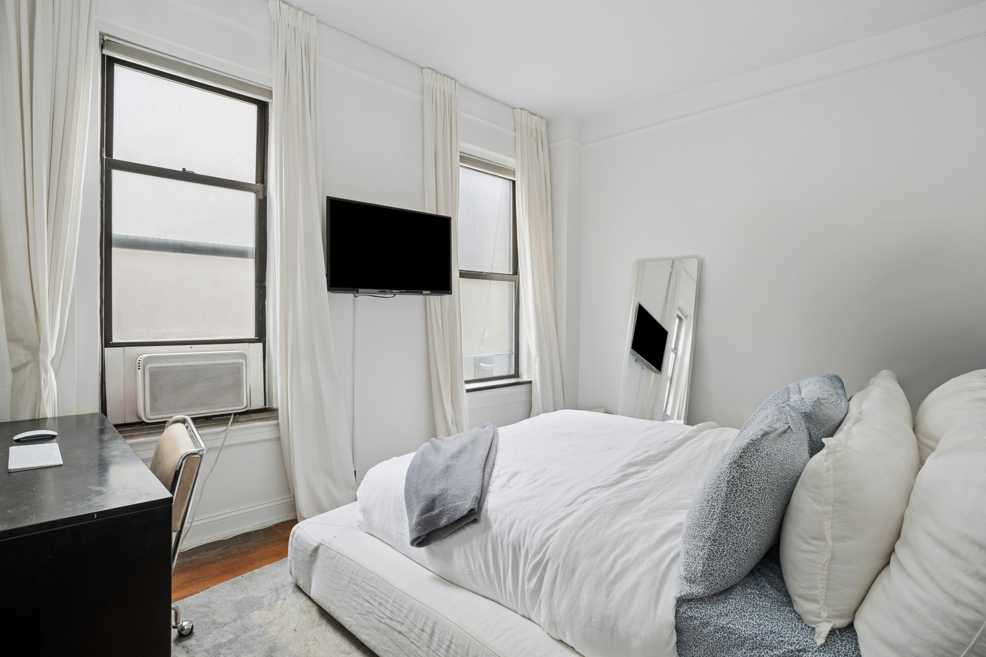317 E 18TH Street 4A