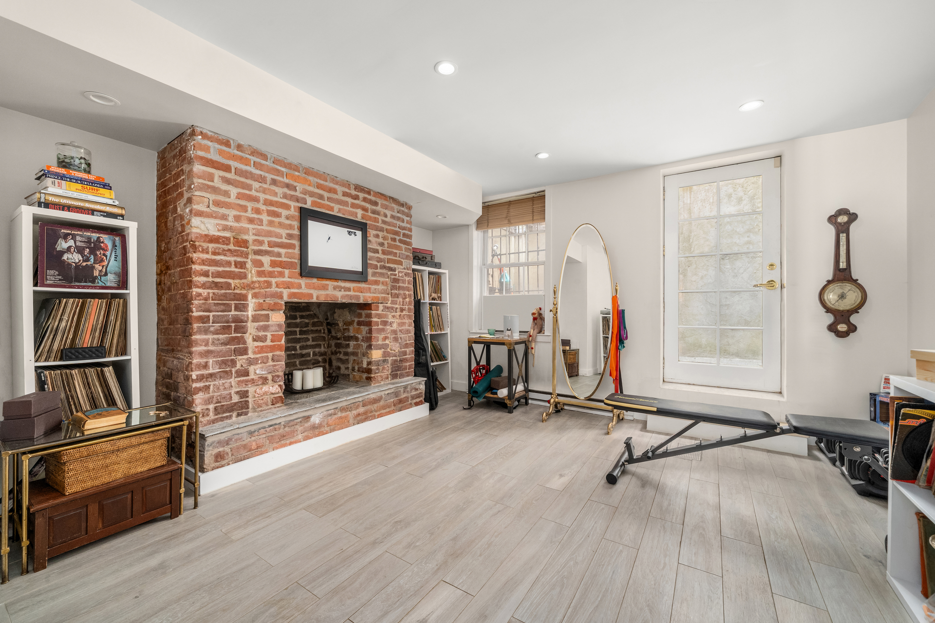 43 W 12TH Street
