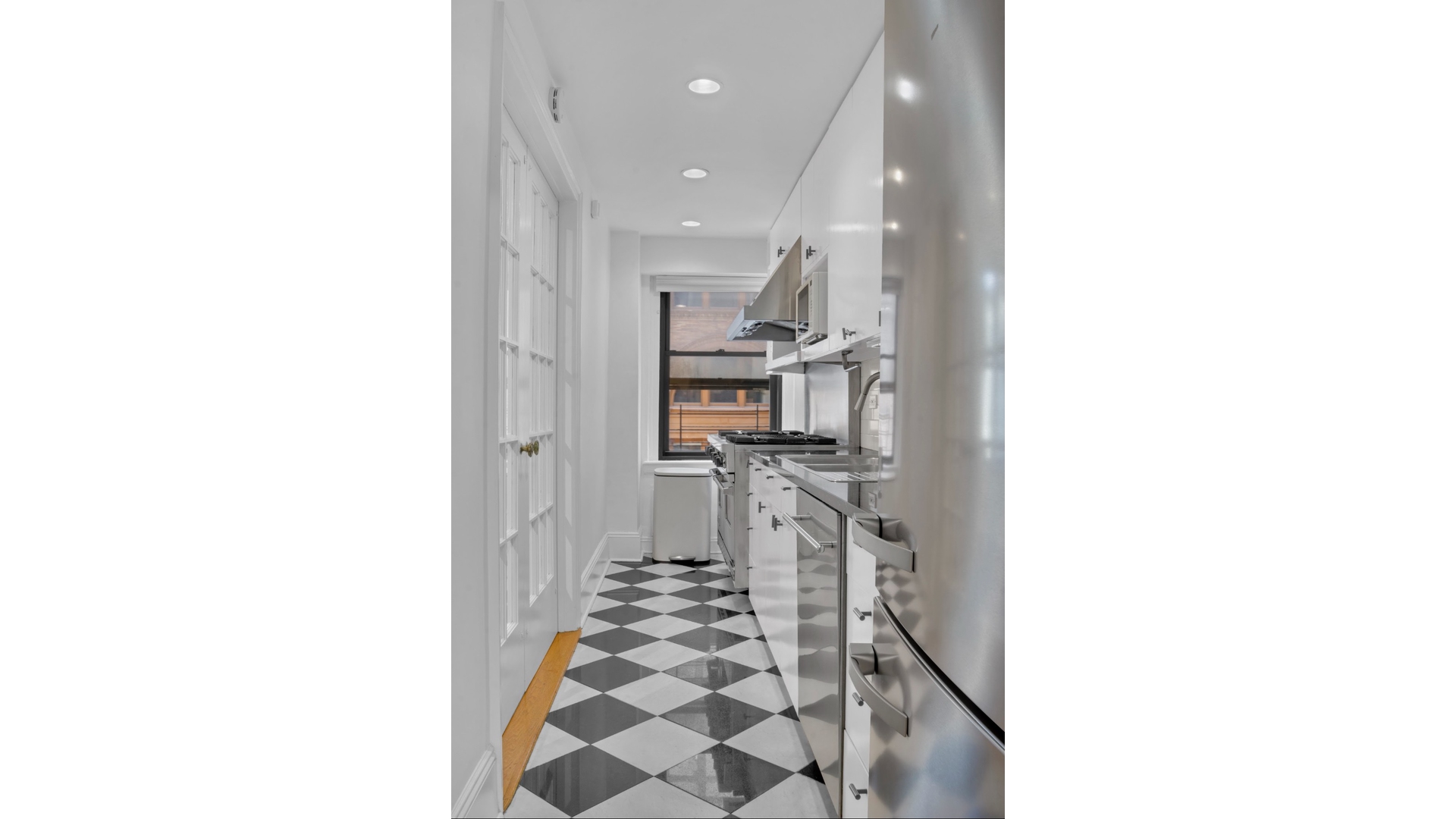 162 W 56TH Street 1105