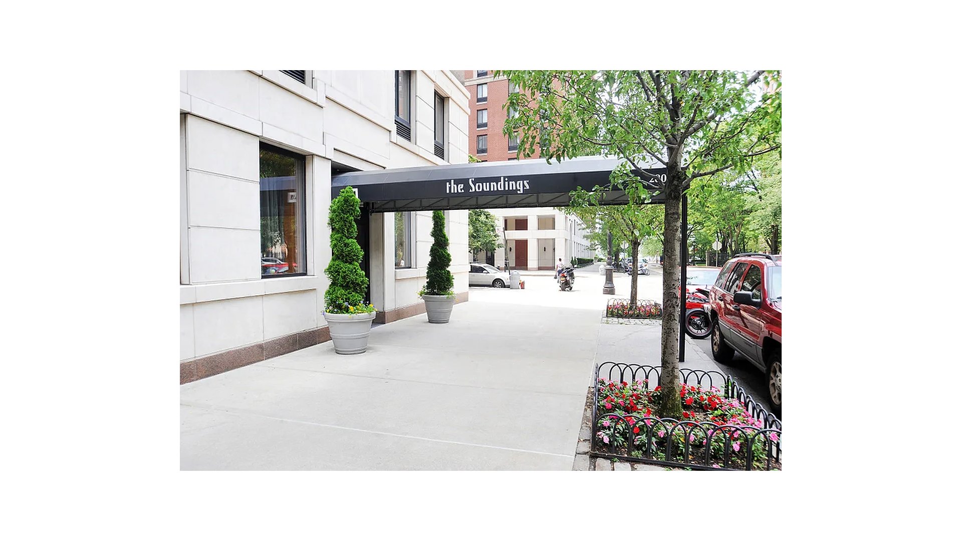 280 RECTOR Place 7E