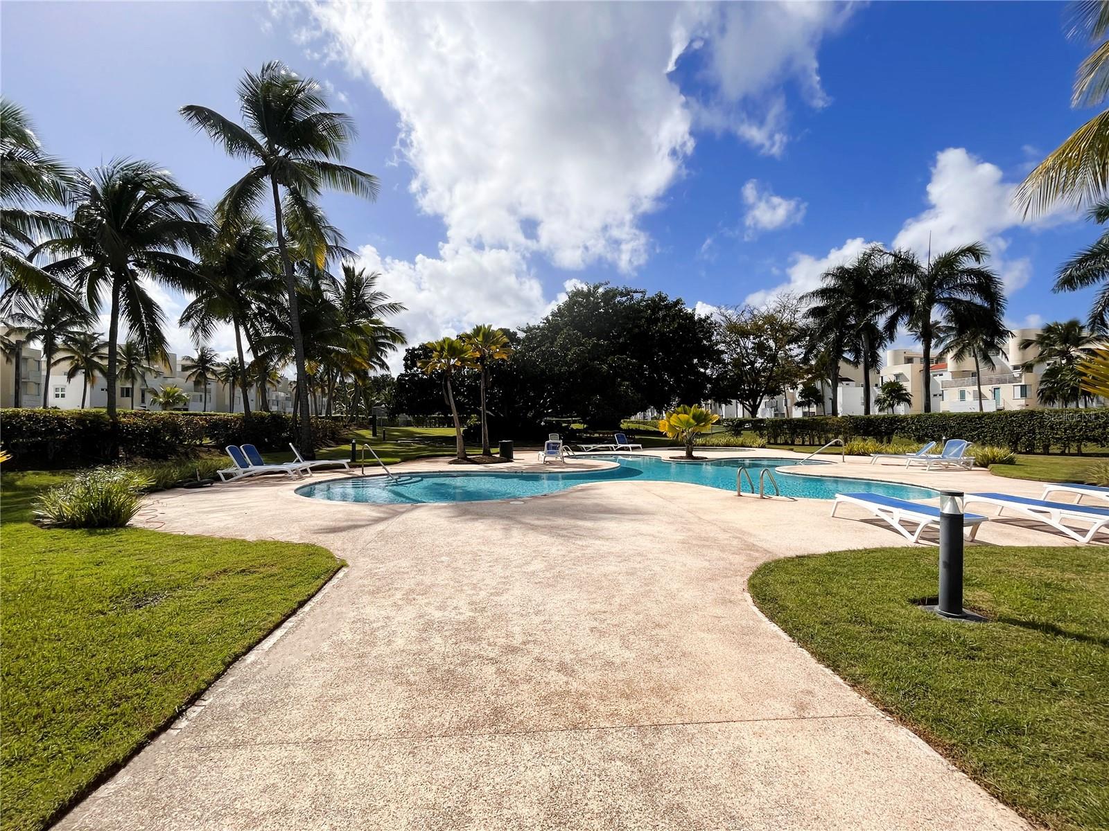 119 CALLE BOULEVARD