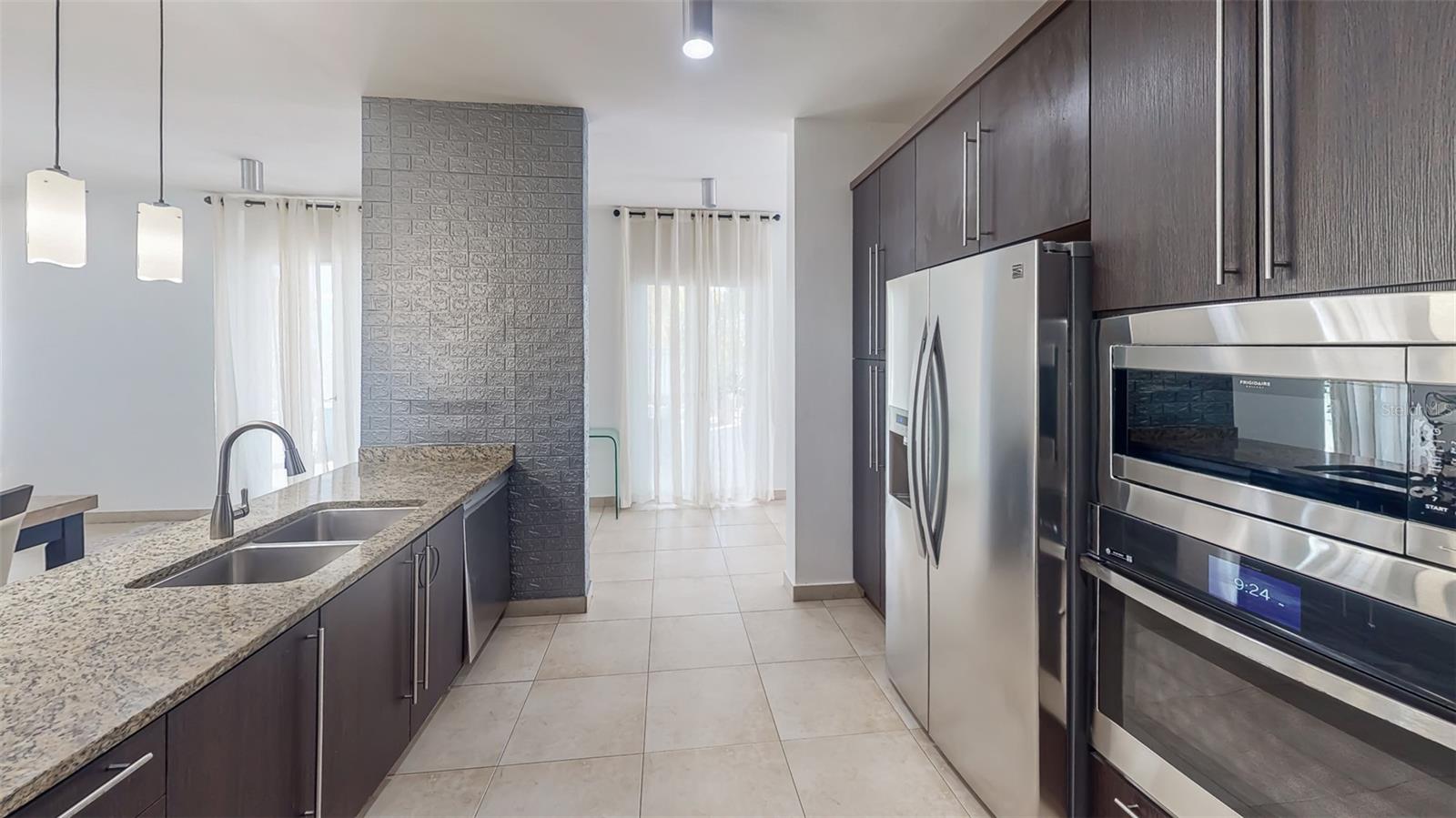 6690 CALLE MALACHITE