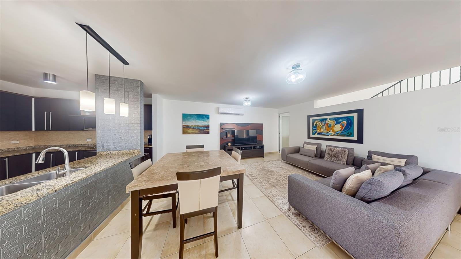 6690 CALLE MALACHITE