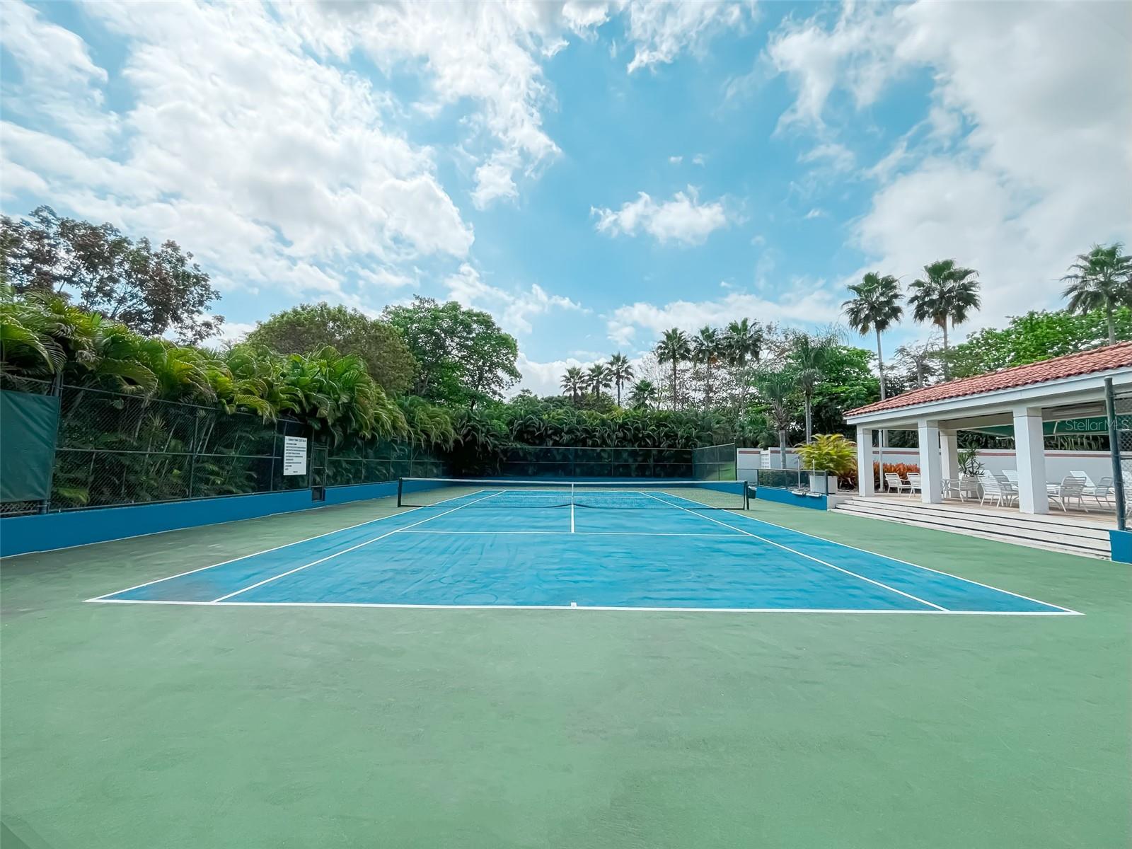 The Fairways Drive THE FAIRWAYS DRIVE