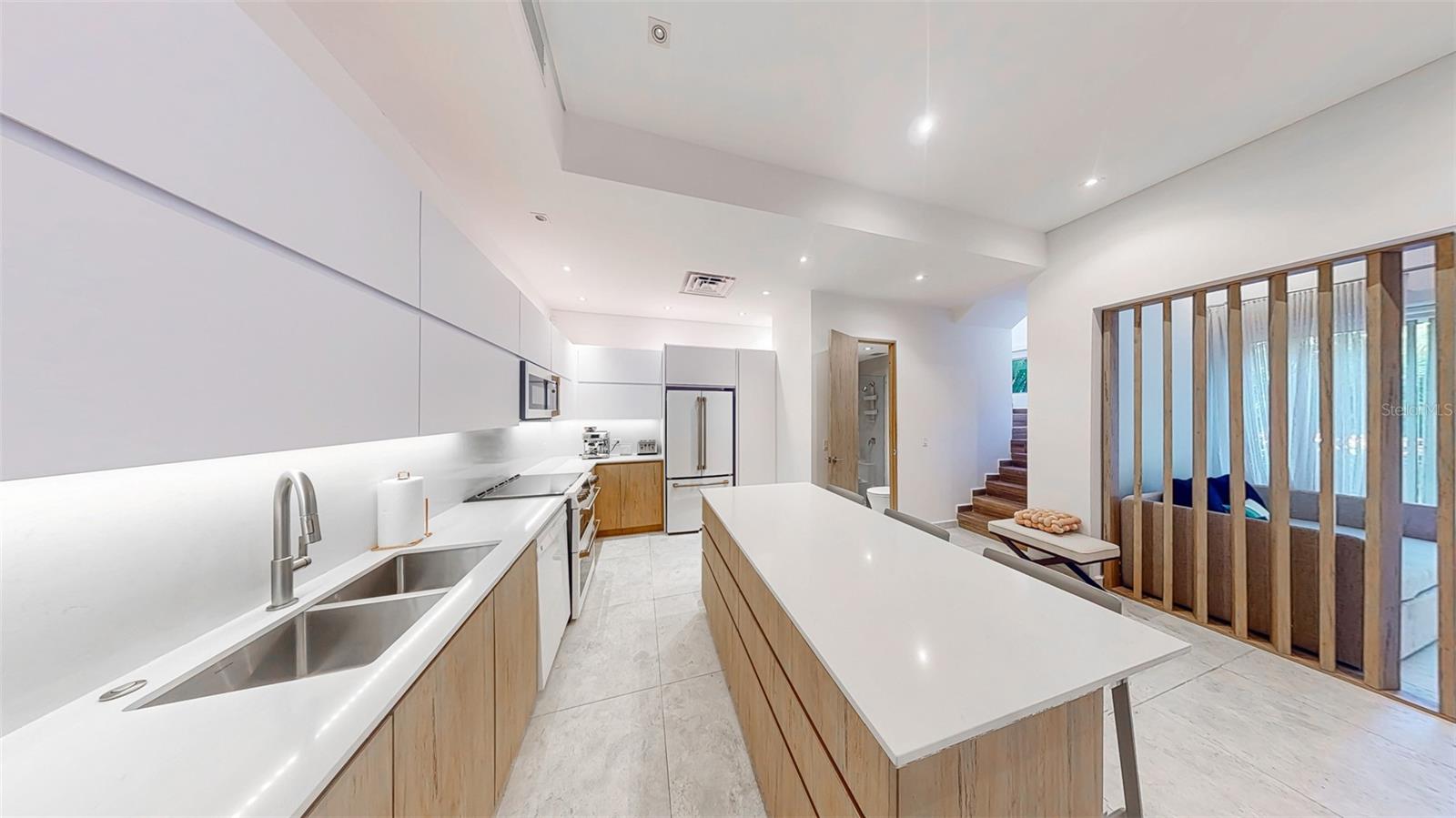 The Fairways Drive THE FAIRWAYS DRIVE