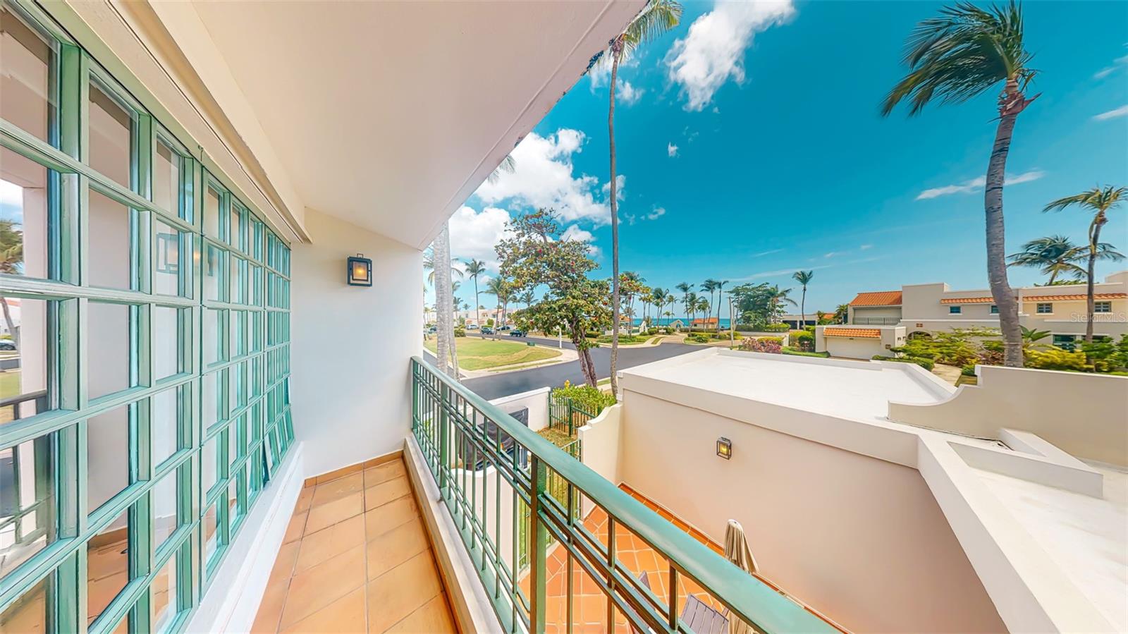 53 CALLE ARRECIFE