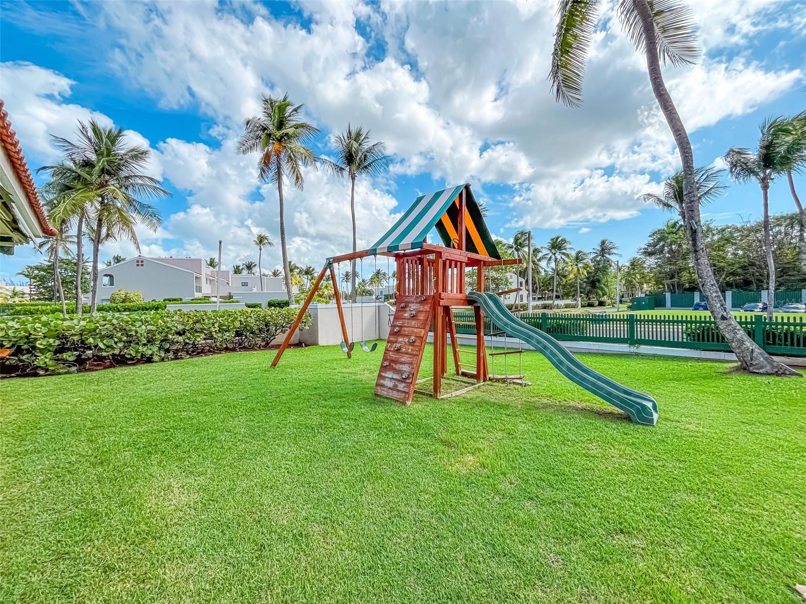 53 CALLE ARRECIFE