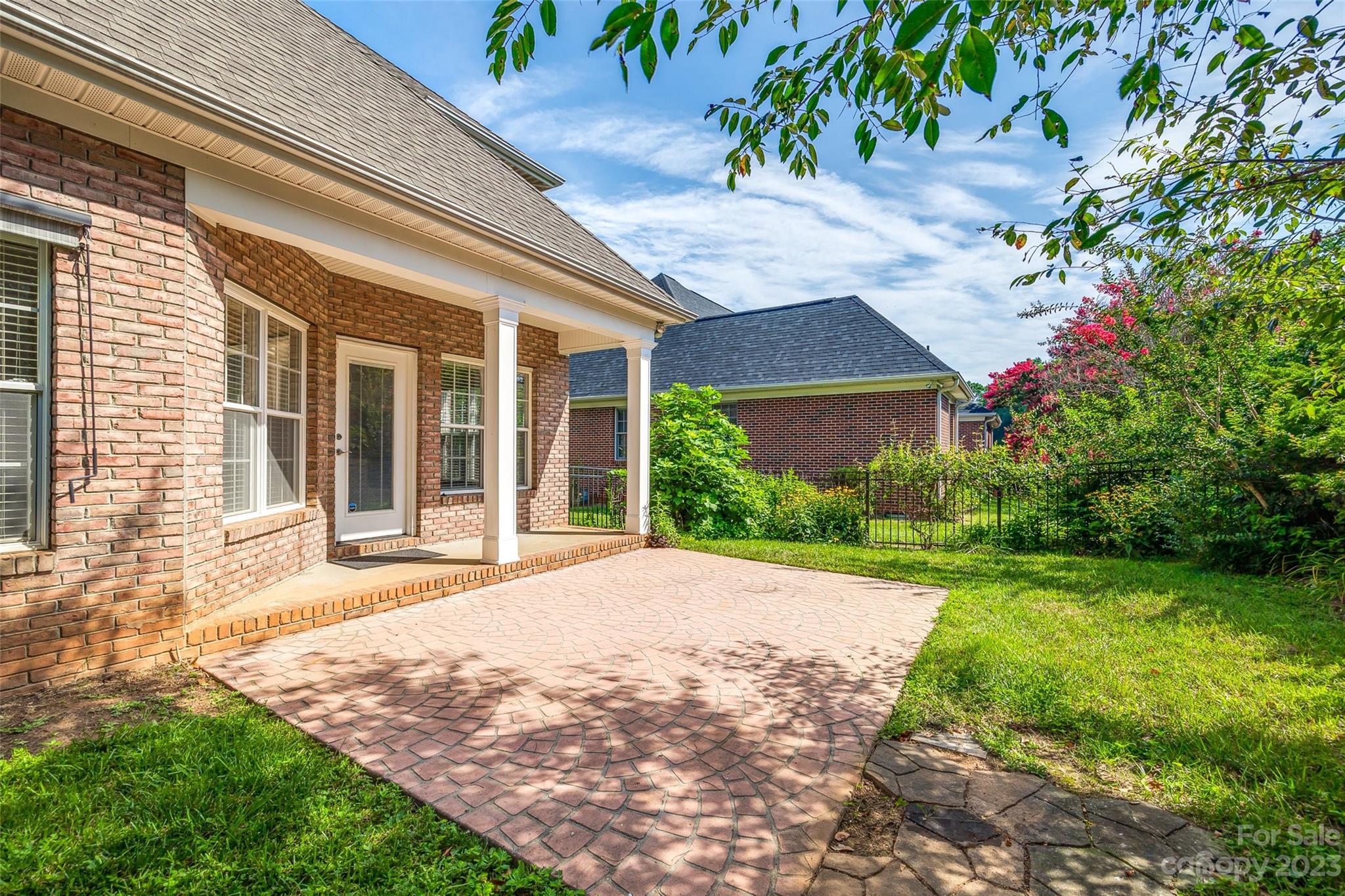 186 Lake Commons Drive