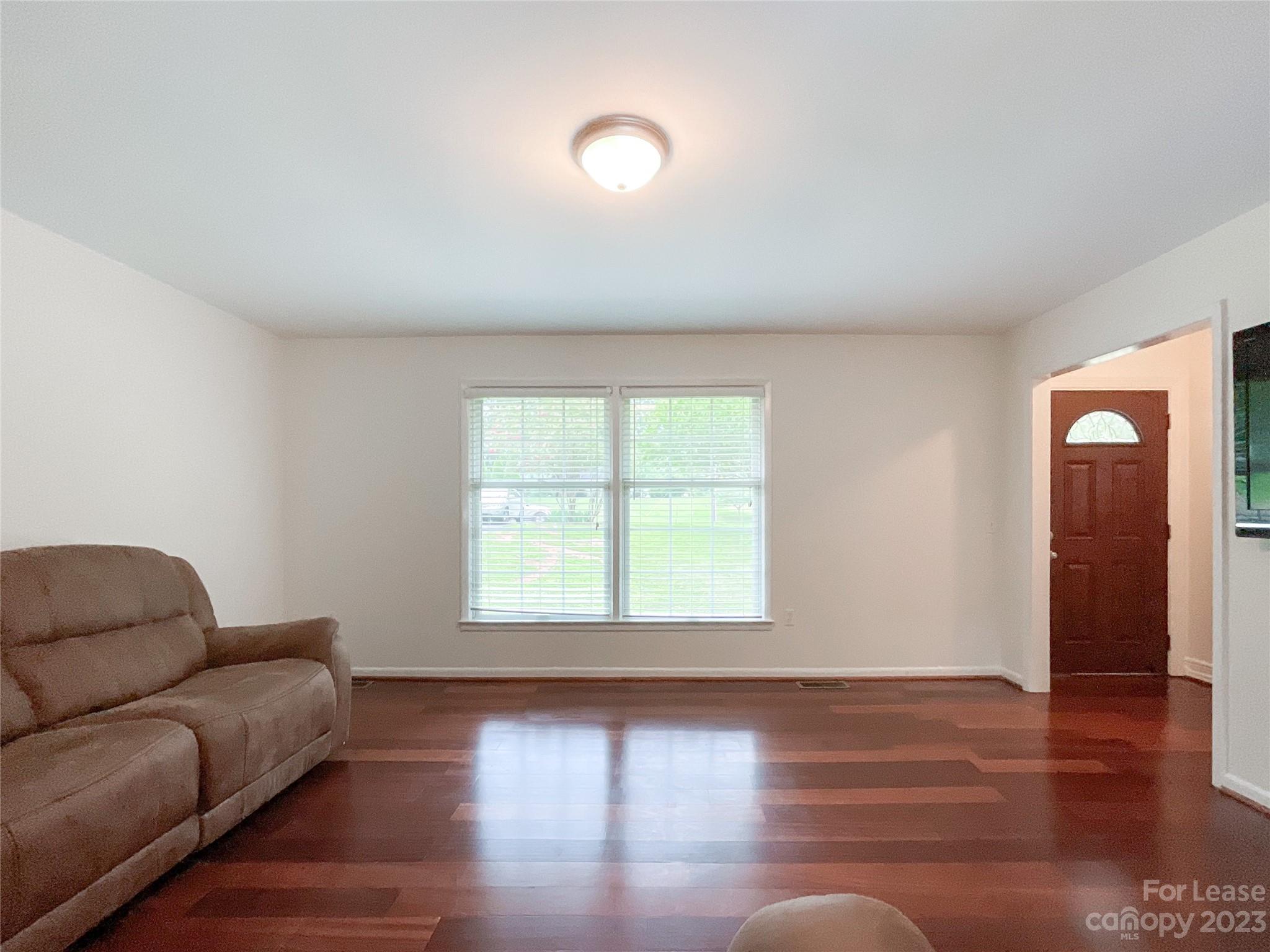 1506 Rama Road