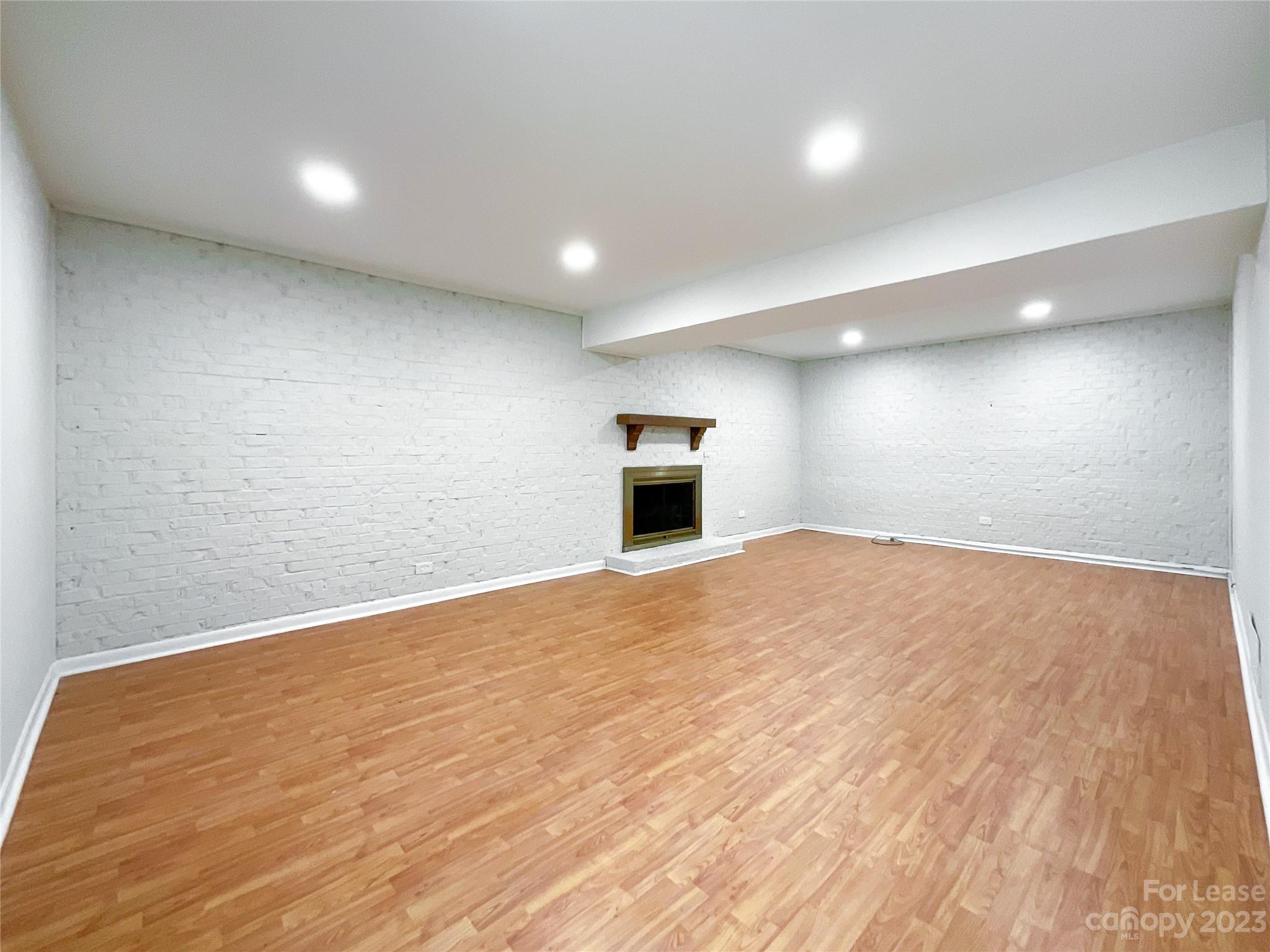 1506 Rama Road