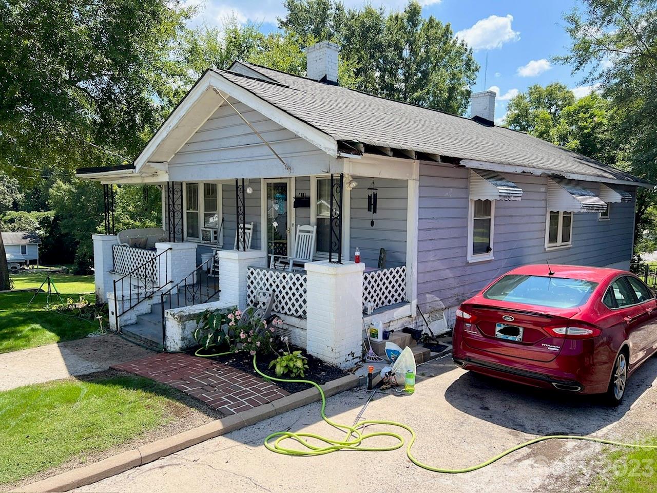 411 E Walnut Avenue