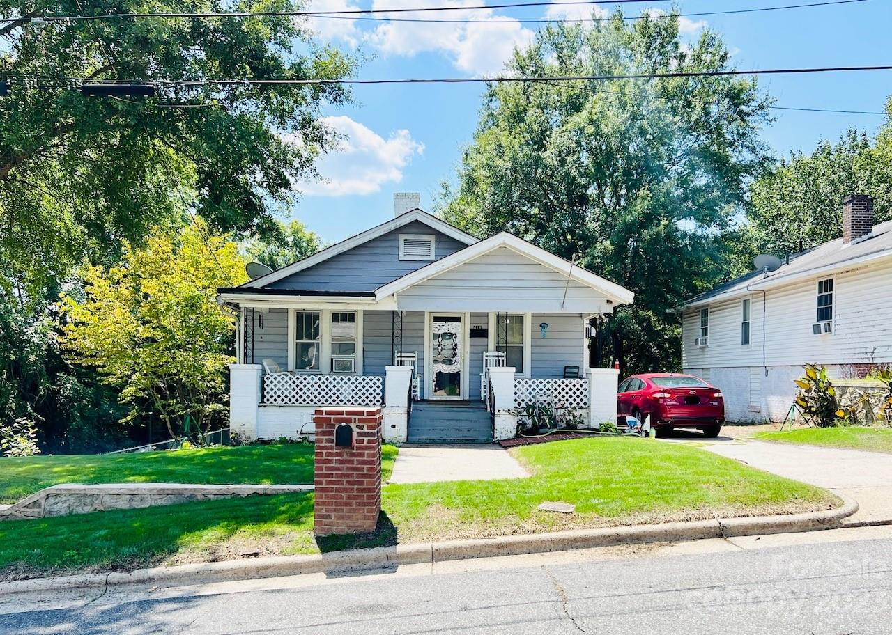 411 E Walnut Avenue