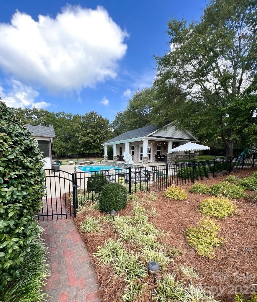 2680 Claxton Drive
