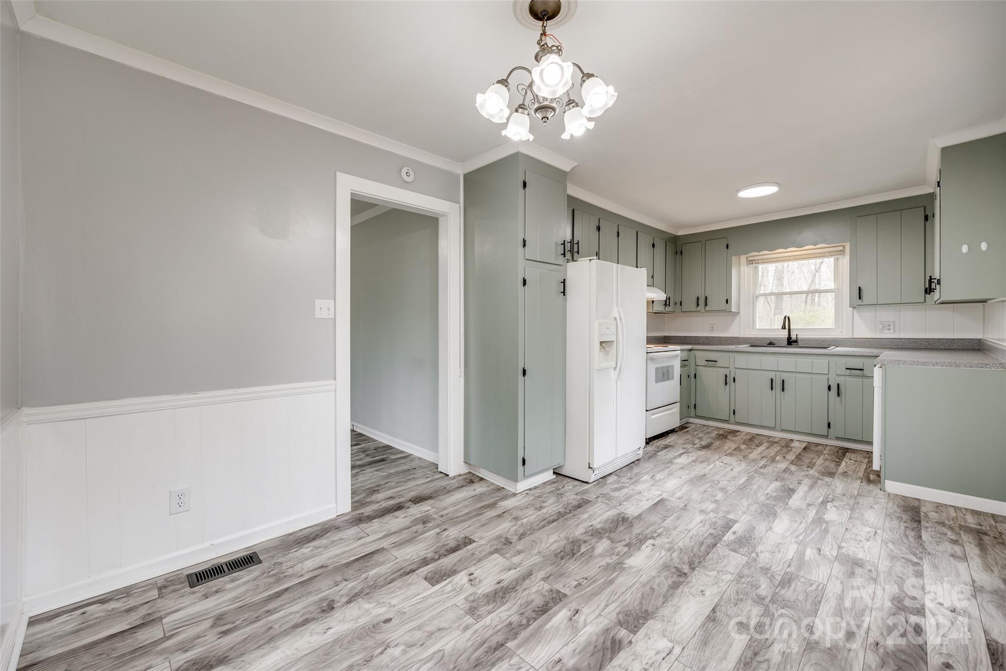 2122 Hope Drive