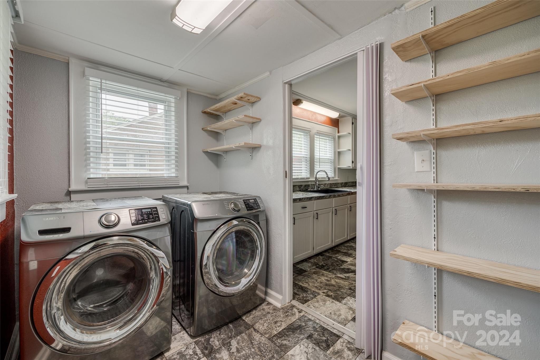 109 N 3rd Avenue