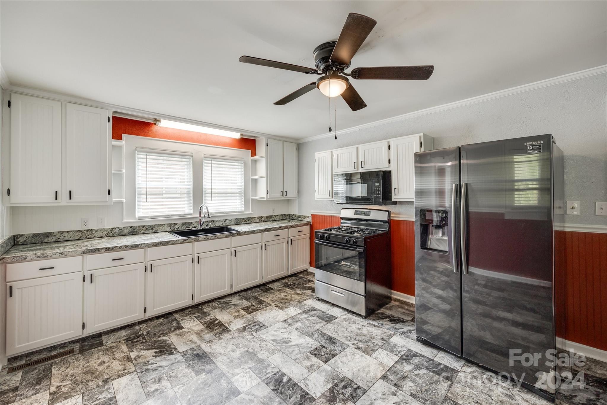 109 N 3rd Avenue
