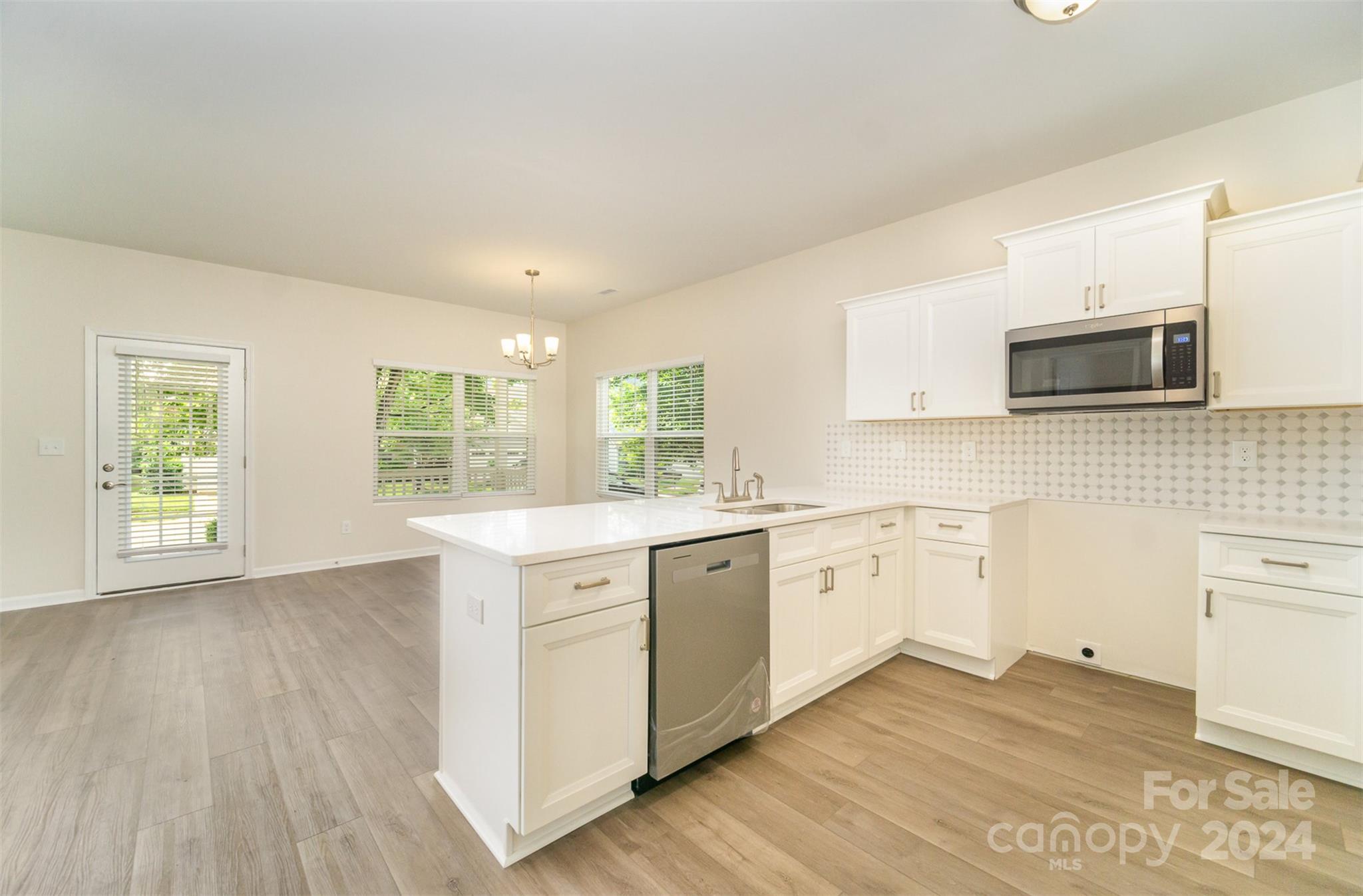 24593 Blue Heron Circle