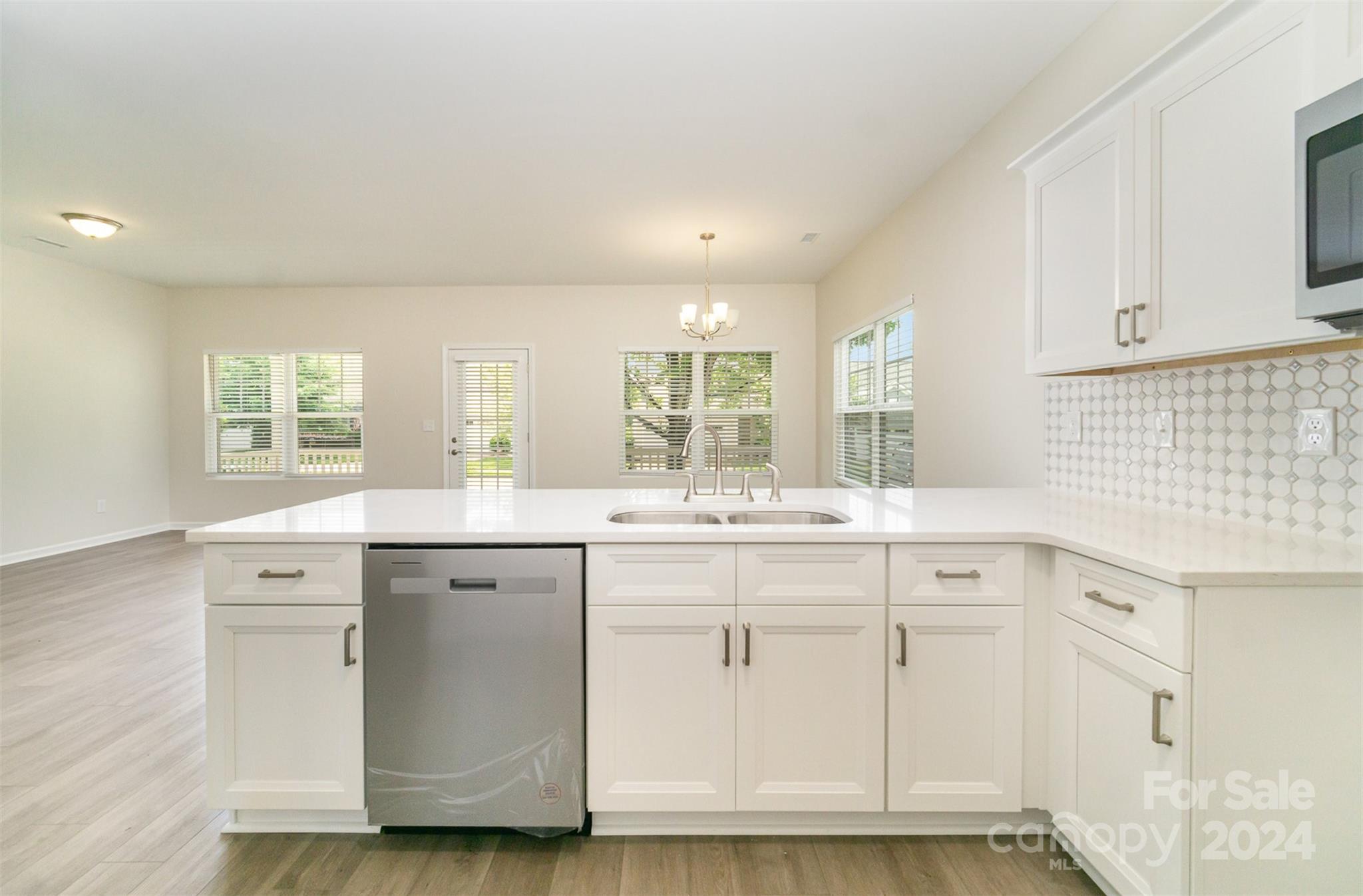 24593 Blue Heron Circle