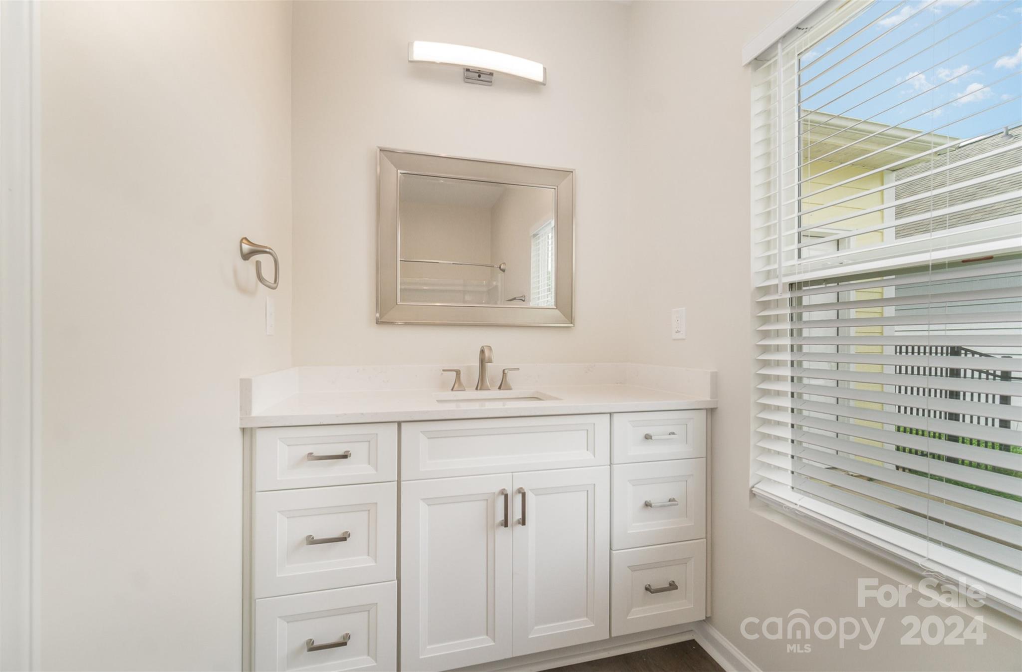 24593 Blue Heron Circle