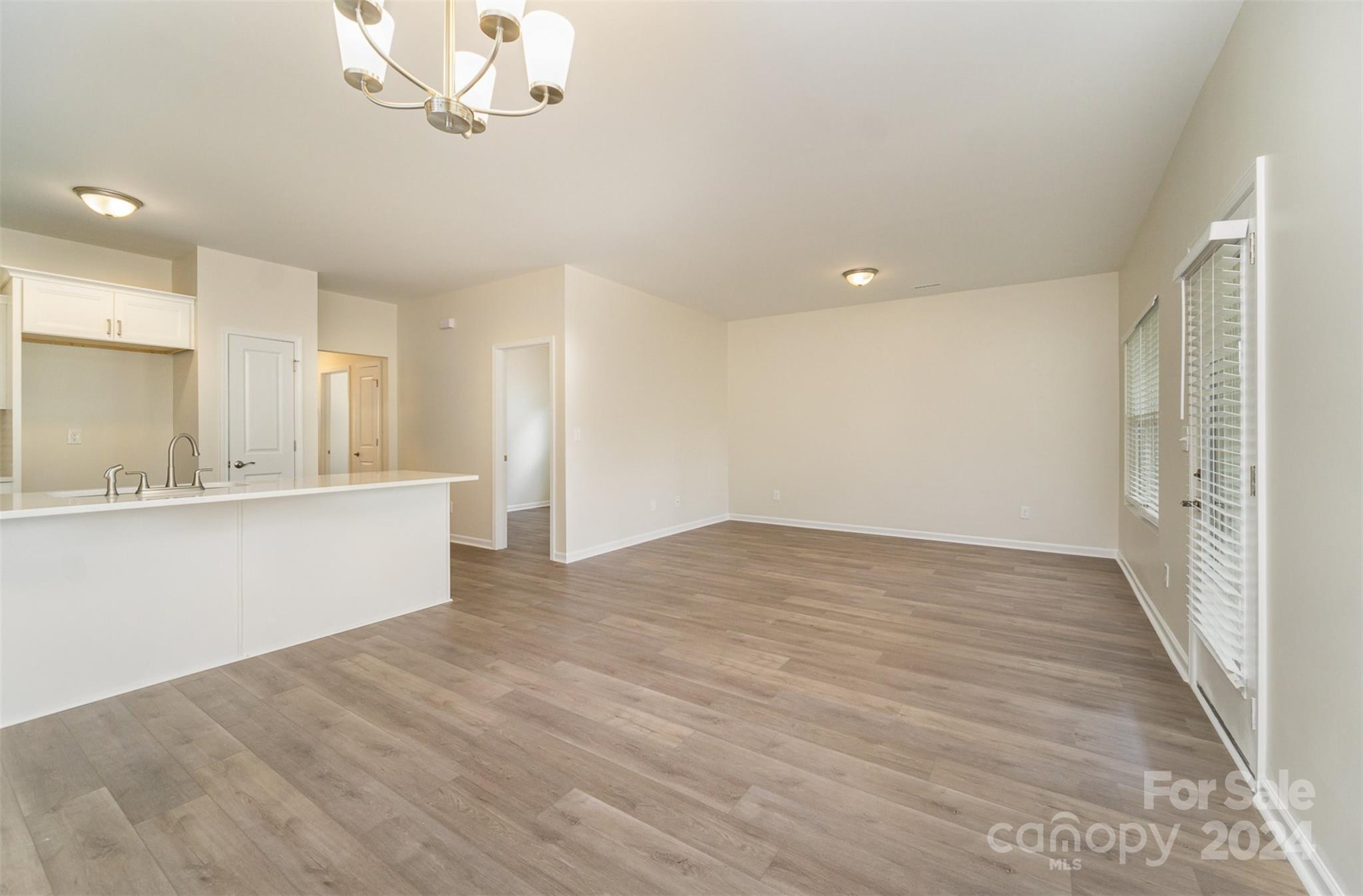 24593 Blue Heron Circle