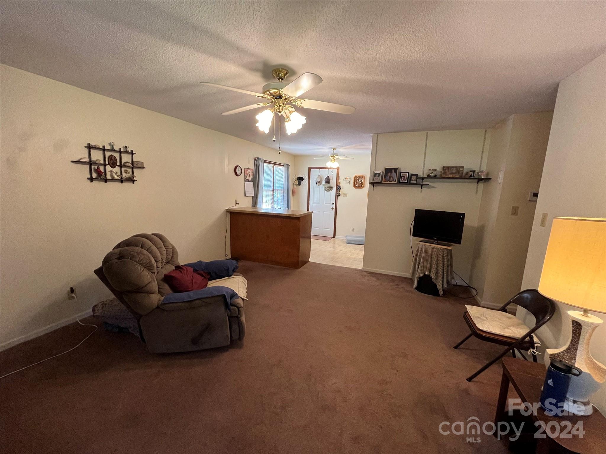 1821 Reservation Road