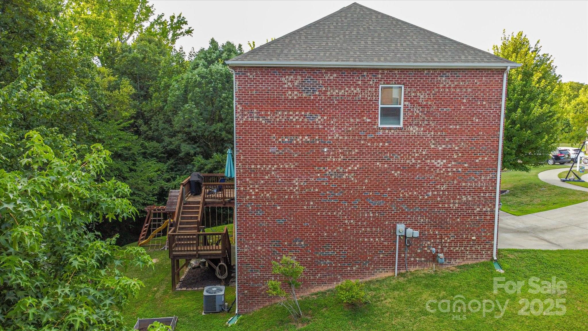 5267 Norway Lane