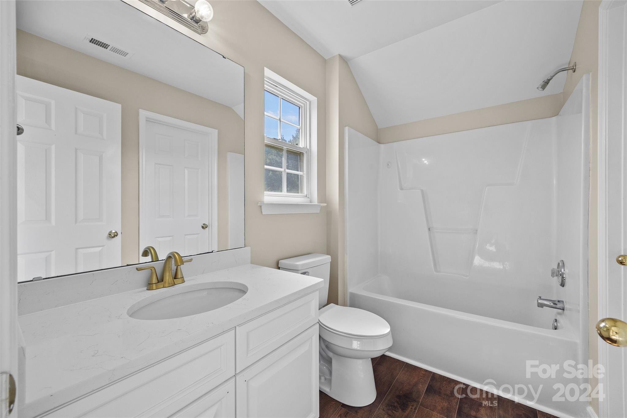 227 Glenville Drive
