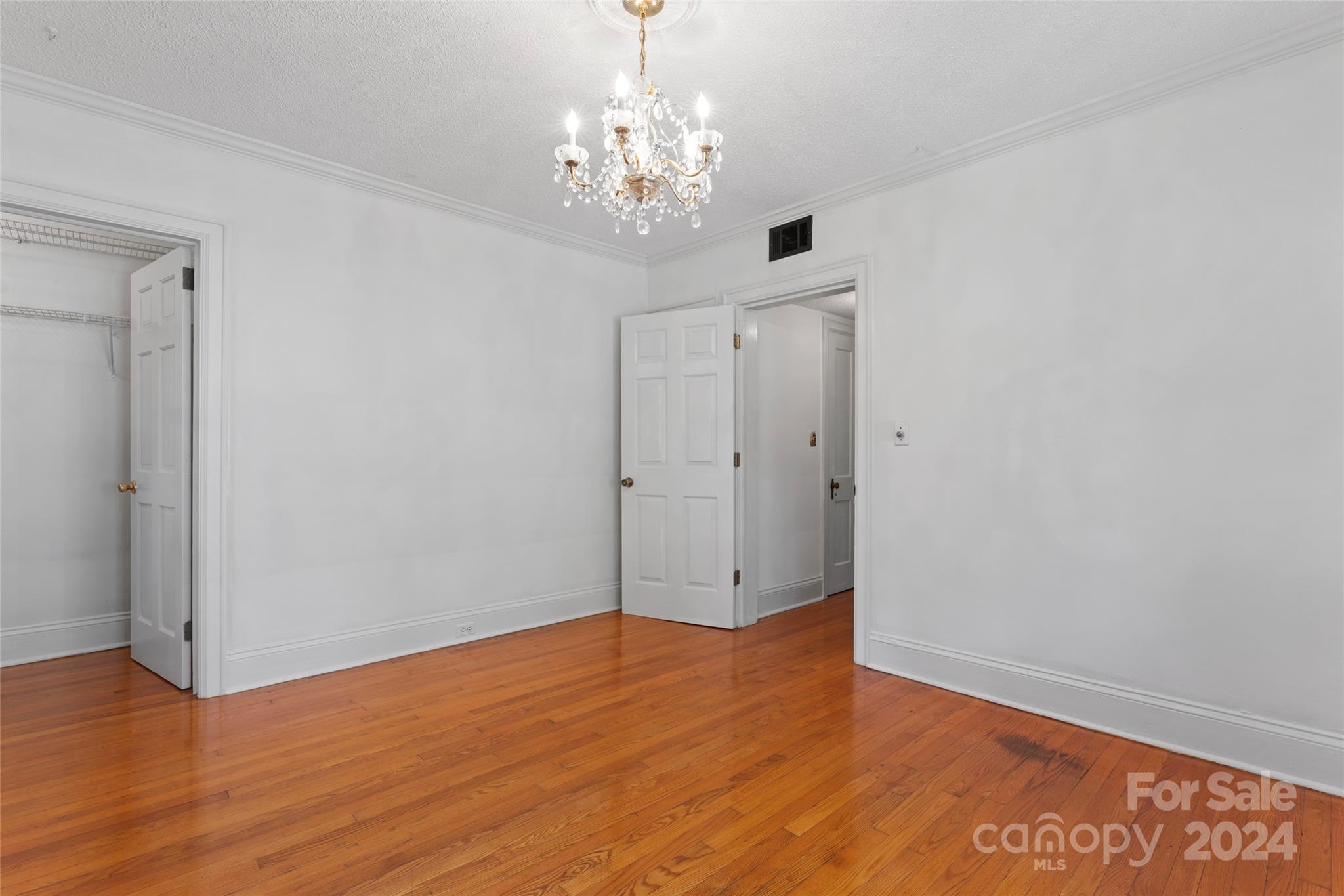 1711 Club Road
