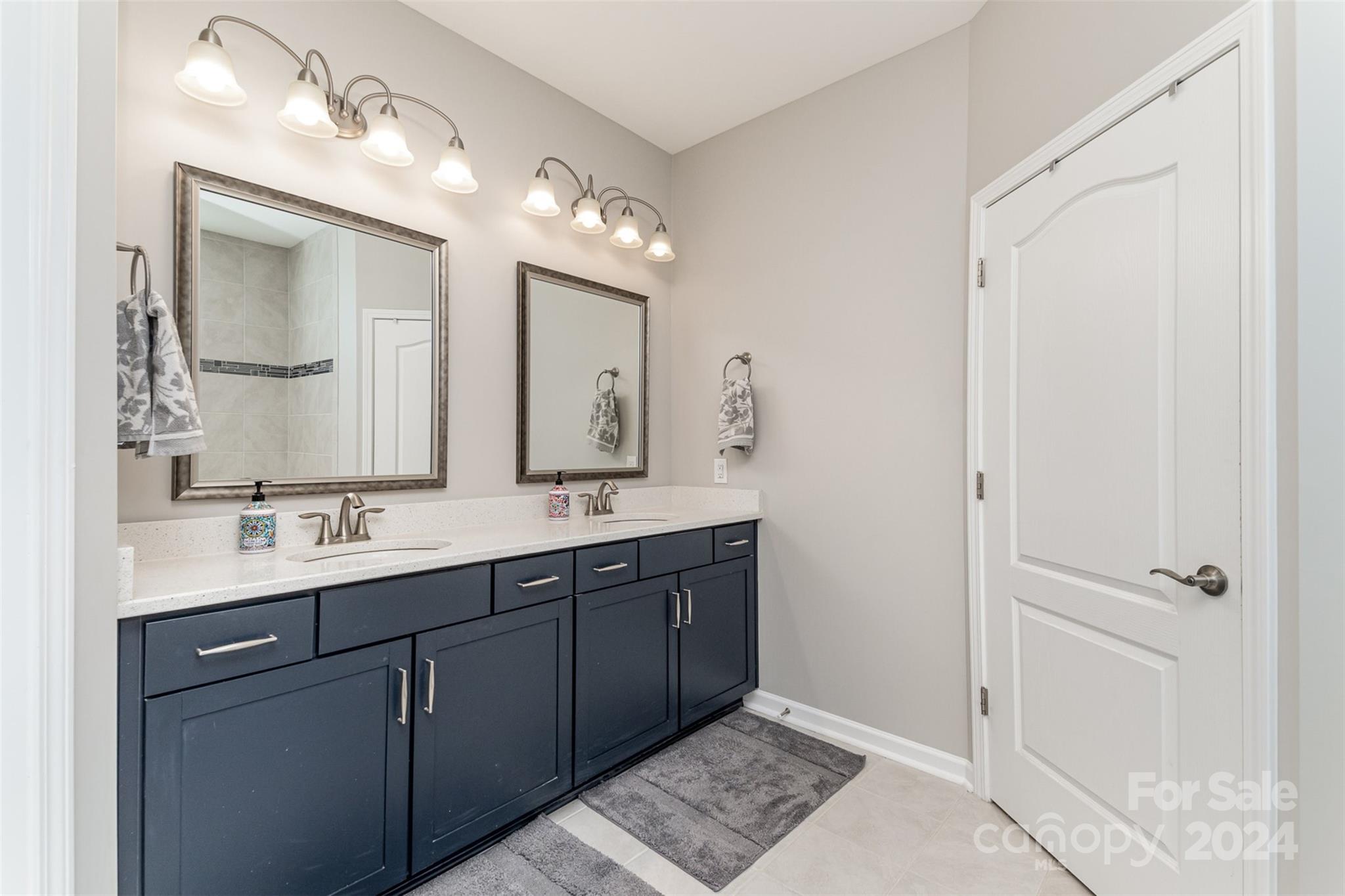 523 Sunnyview Lane