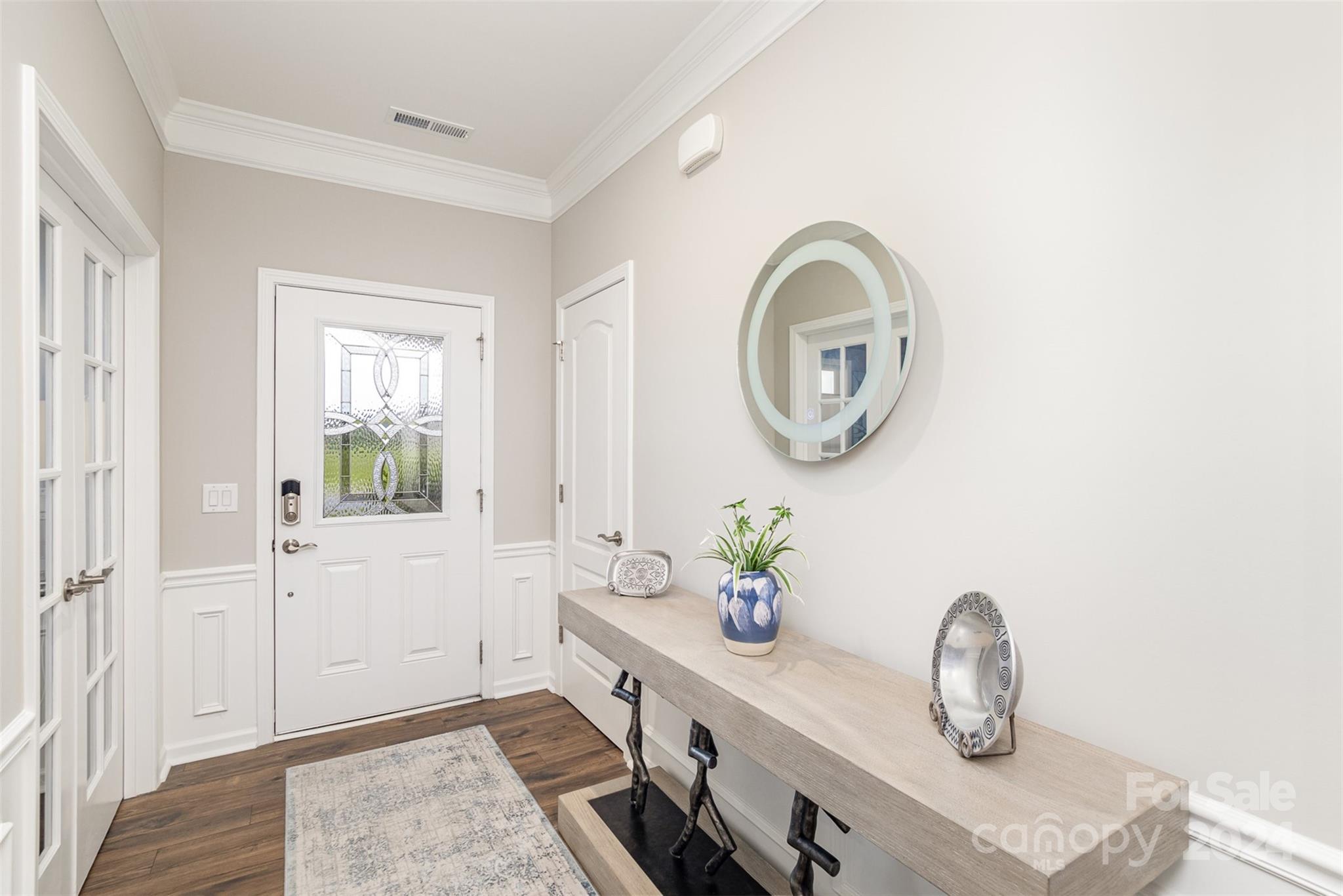 523 Sunnyview Lane