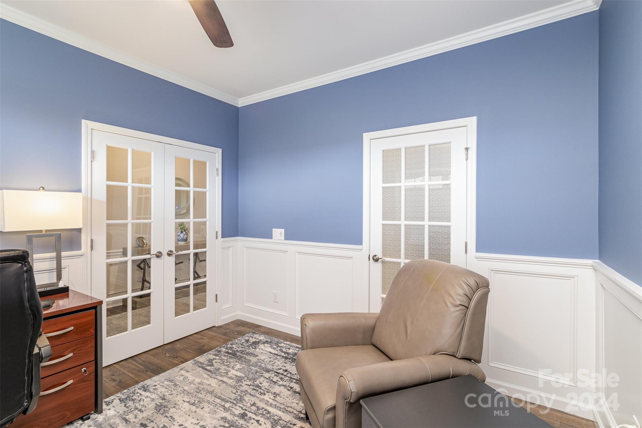 523 Sunnyview Lane
