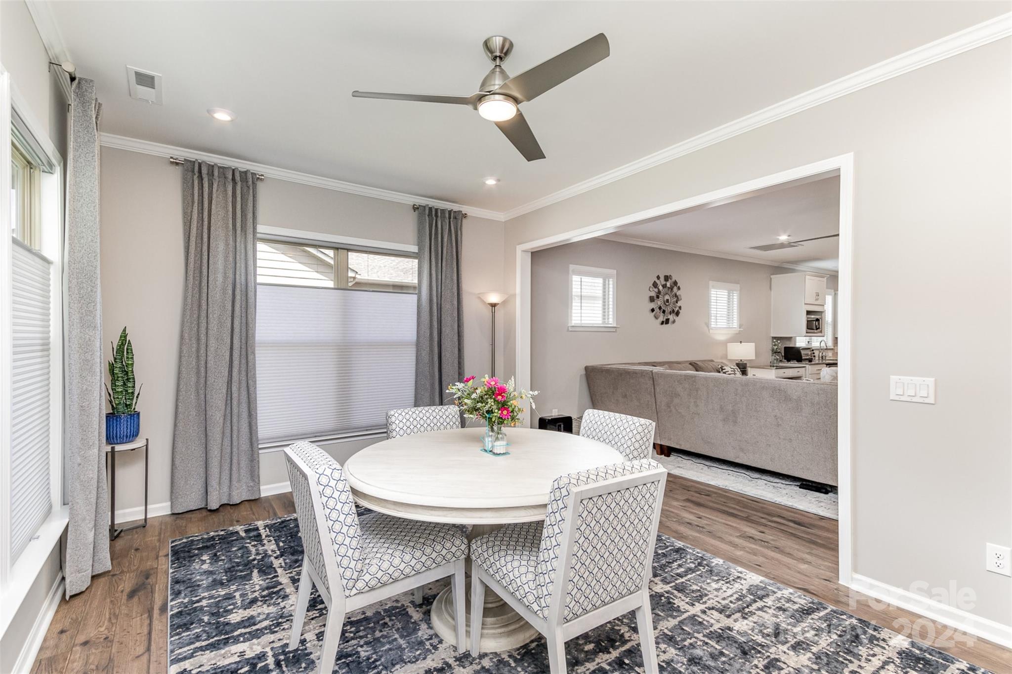 523 Sunnyview Lane