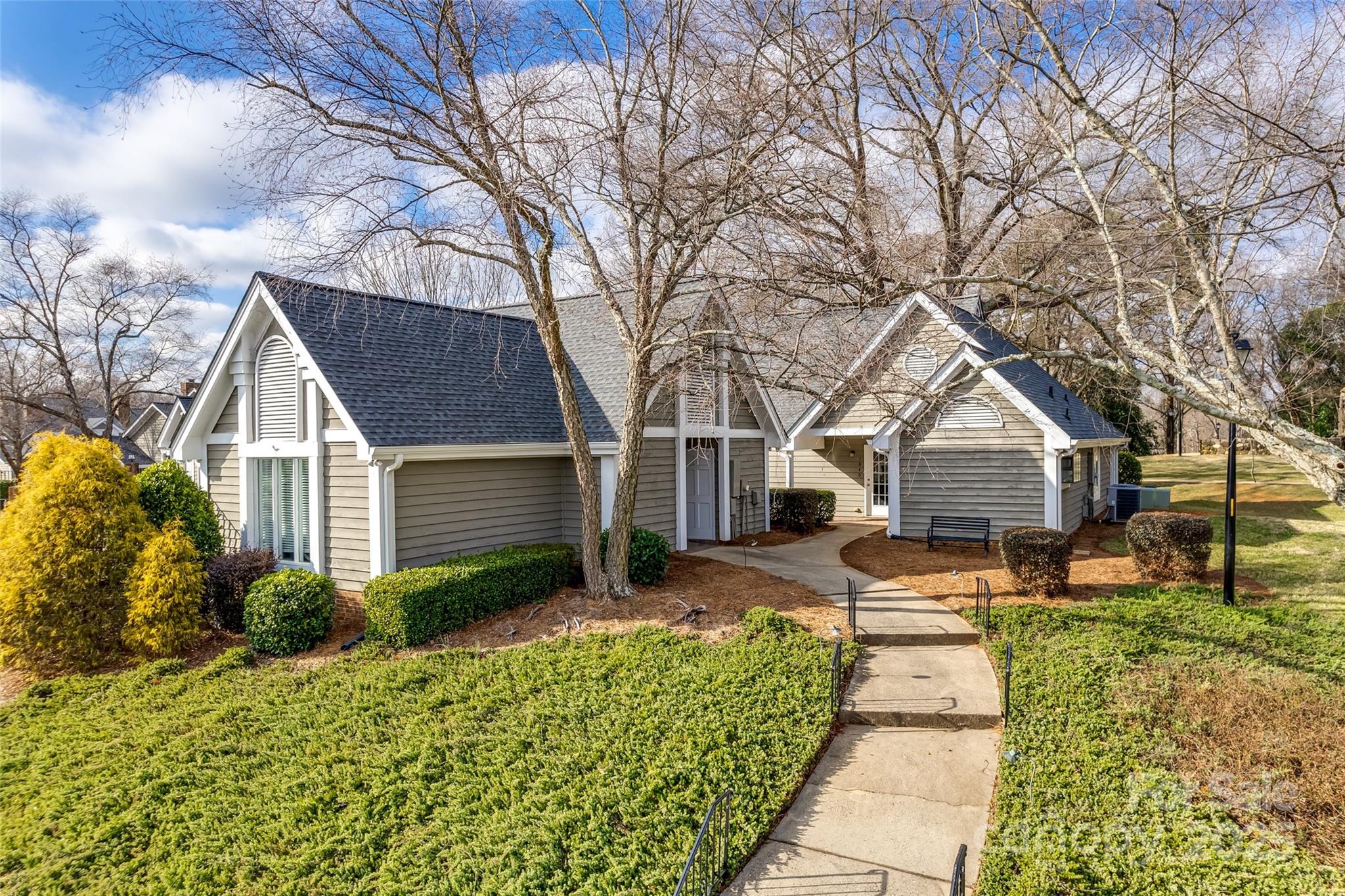8218 Legare Court