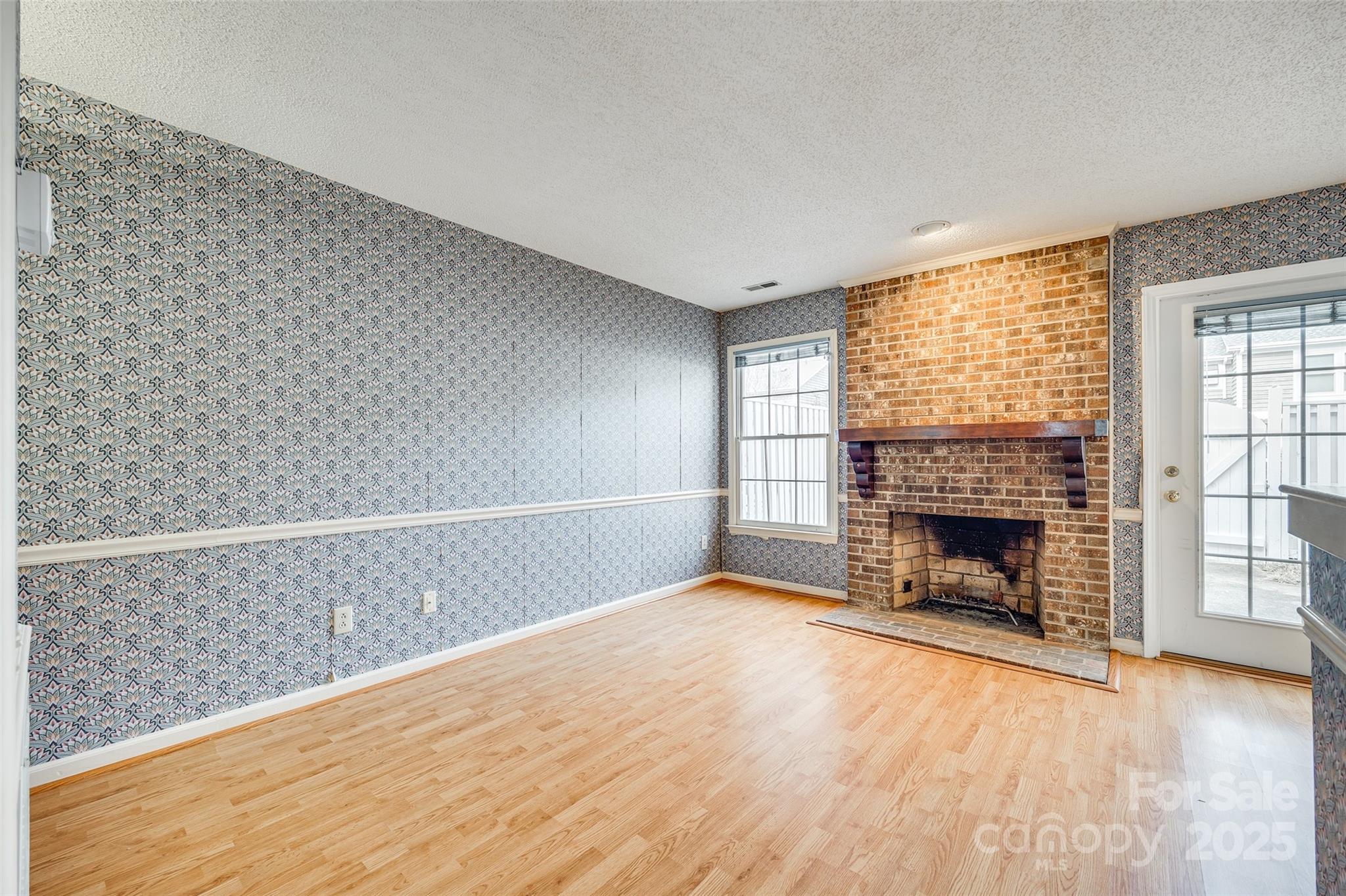 8218 Legare Court