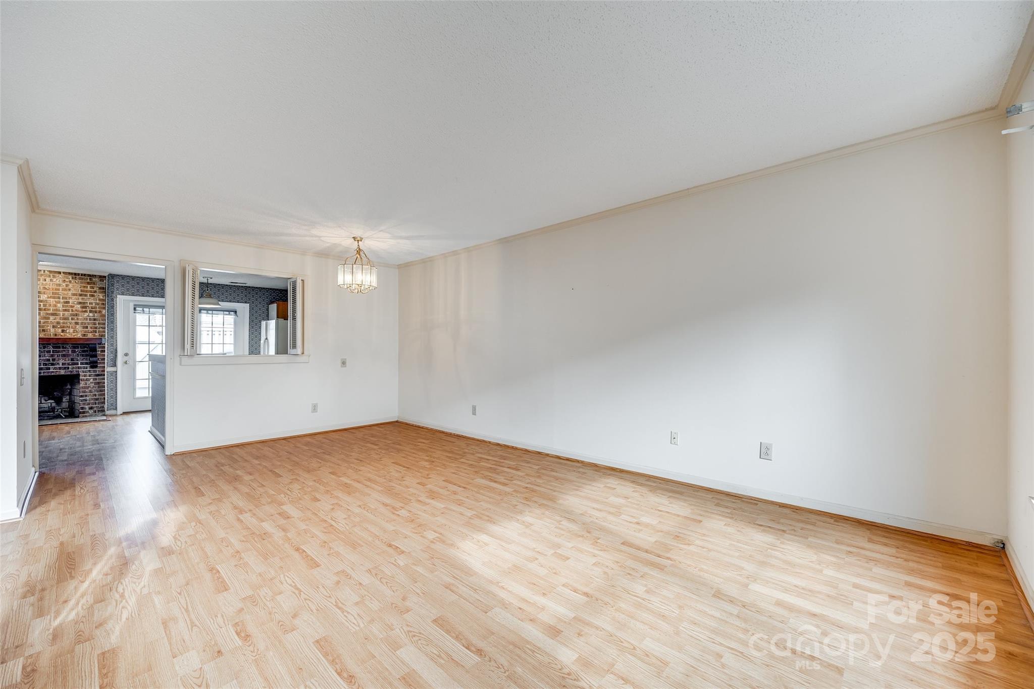 8218 Legare Court