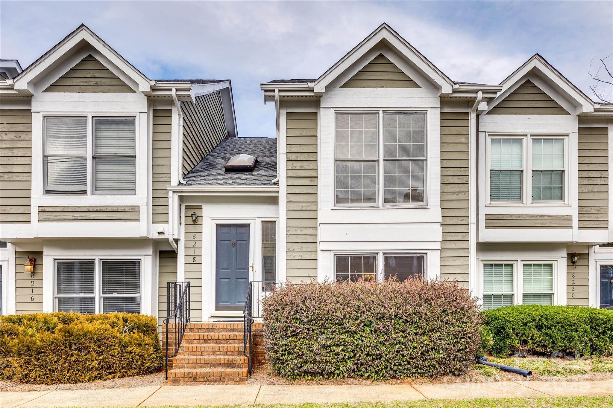 8218 Legare Court