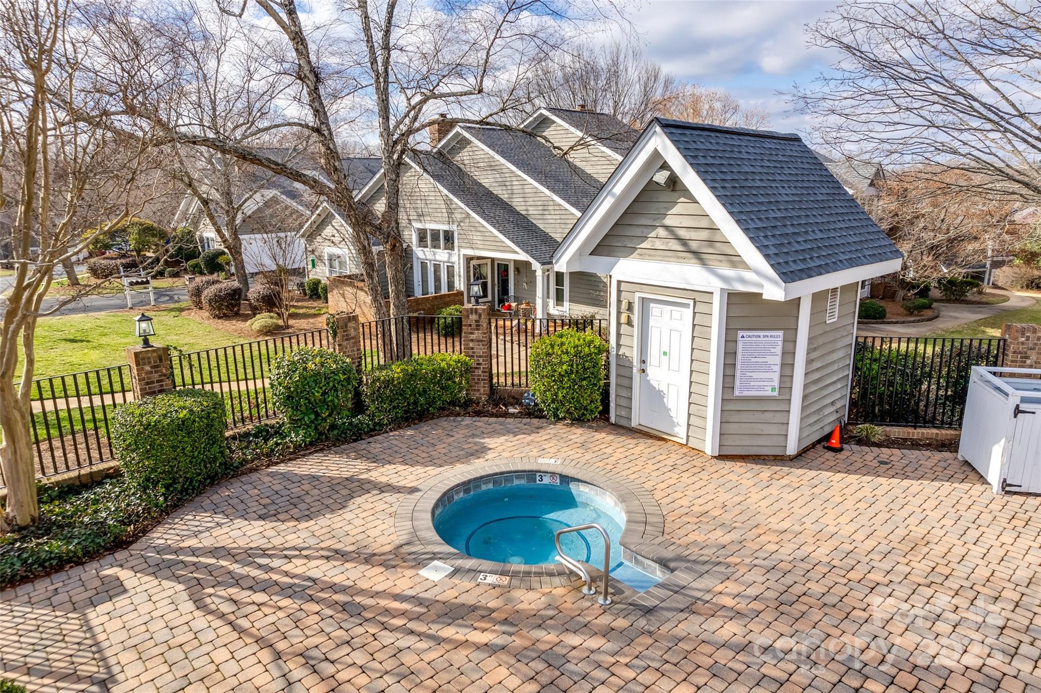 8218 Legare Court